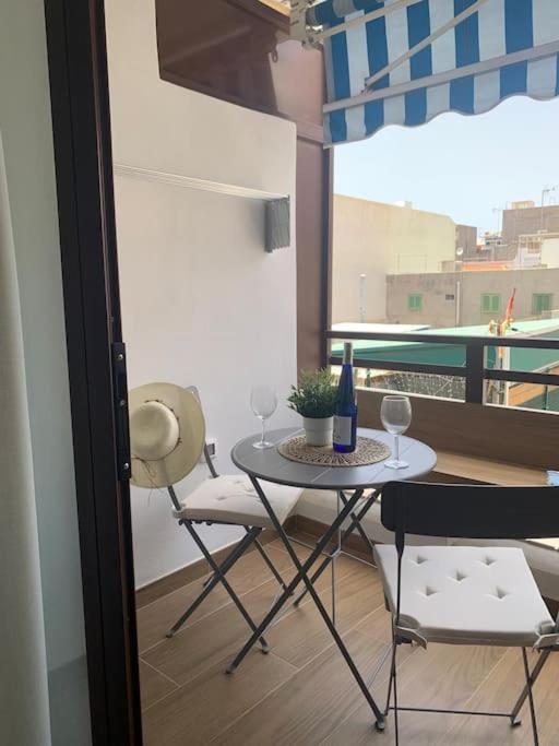 Playa Cerca, Wifi Gratis - Centrico Y Renovado Appartement Guía de Isora Buitenkant foto
