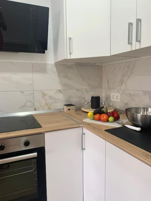 Playa Cerca, Wifi Gratis - Centrico Y Renovado Appartement Guía de Isora Buitenkant foto